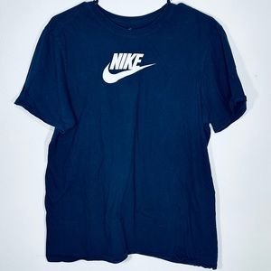 Men’s Nike Navy Short Sleeve Tee